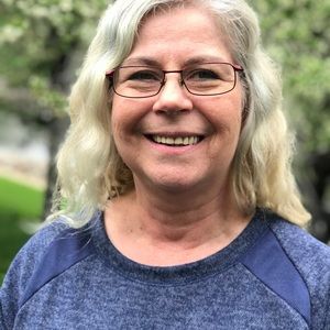 Meet your Posher, Lori